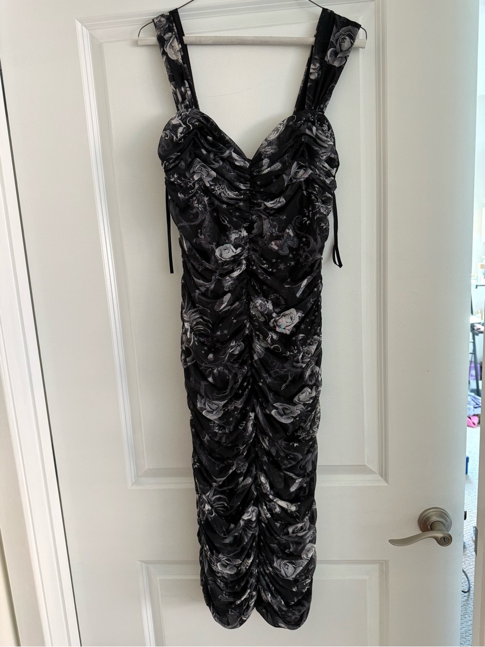 L'AGENCE Black and Gray Floral Ruched Midi Dress